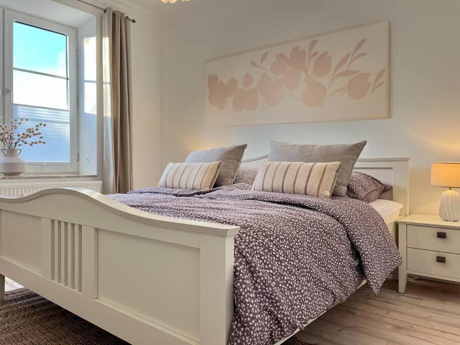 Apartment Perlmutt Mit Balkon Хузум Экстерьер фото